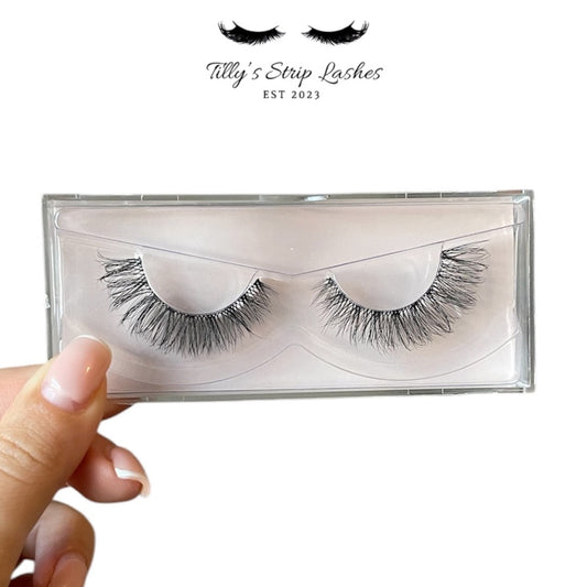'BRIDE ERA' Strip Lashes